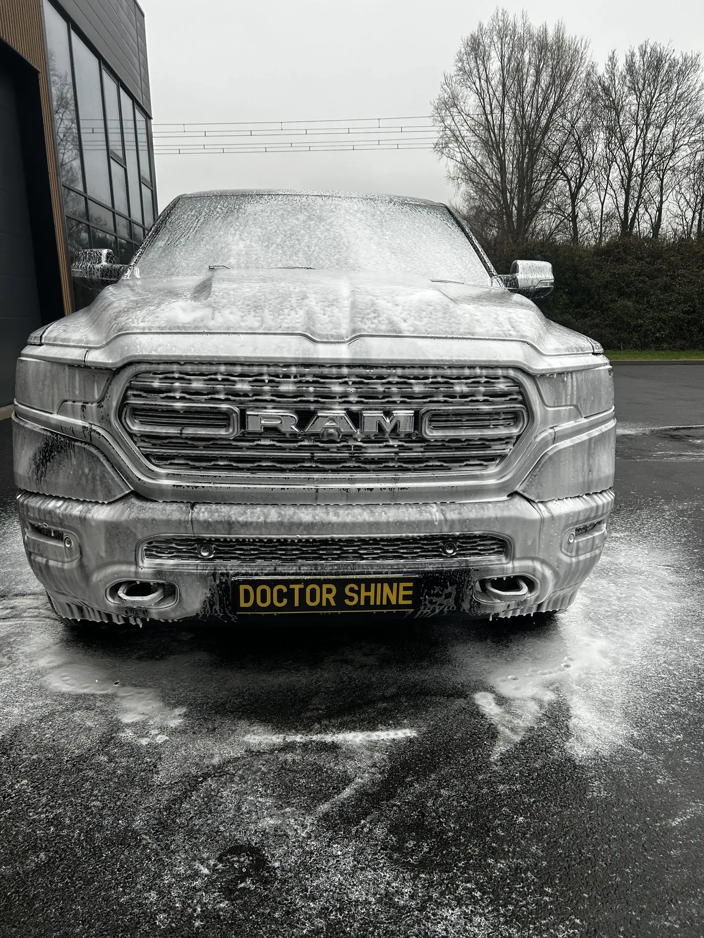 Dodge RAM detailing lyon et entretien pick-up luxe