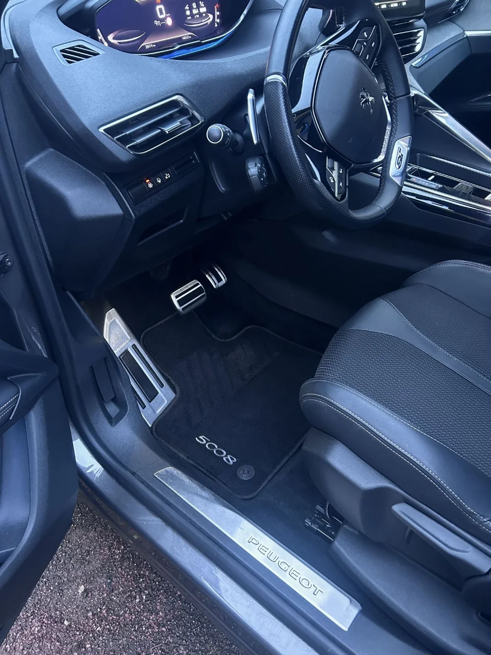 intérieur 5008 après nettoyage